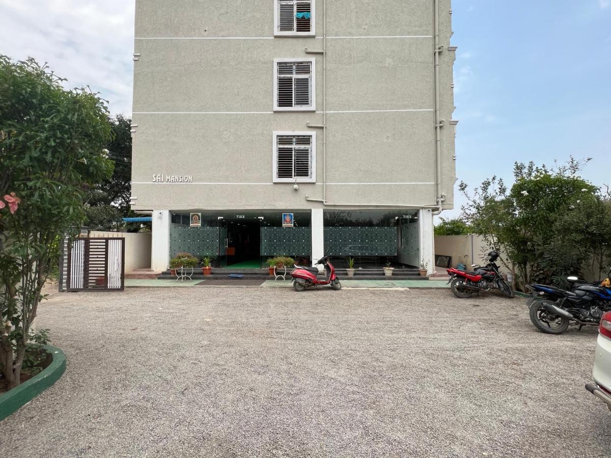 5 Star Grand Hotel Шамшабад Екстериор снимка